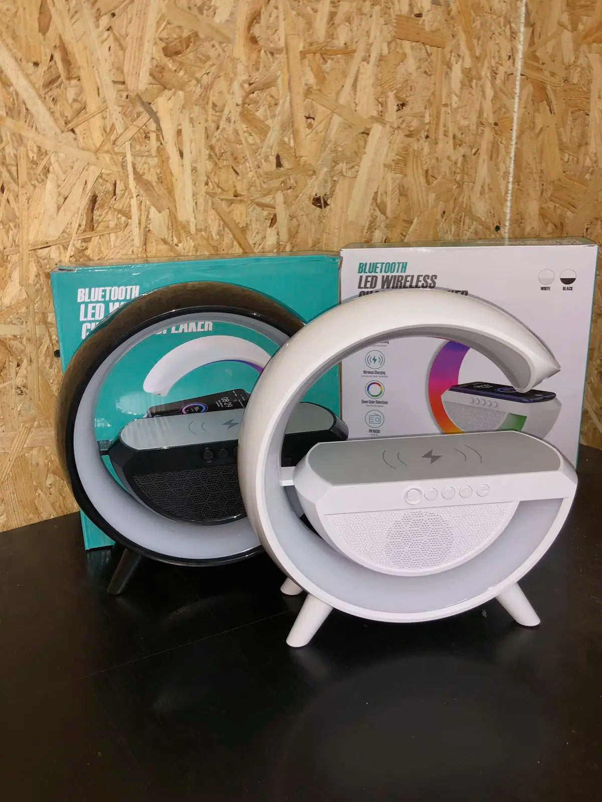 Умный светильник/ Ночник c беспроводной зарядкой для телефона/Bluetooth-колонка