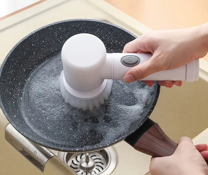 Щетка с ручкой аккумуляторная для мытья посуды с губками насадками W-50