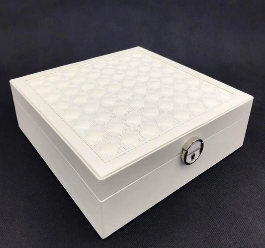 Шкатулка для украшений стеганая с большим откидывающимся зеркалом маленькая шкатулка внутри цвет слоновая кост