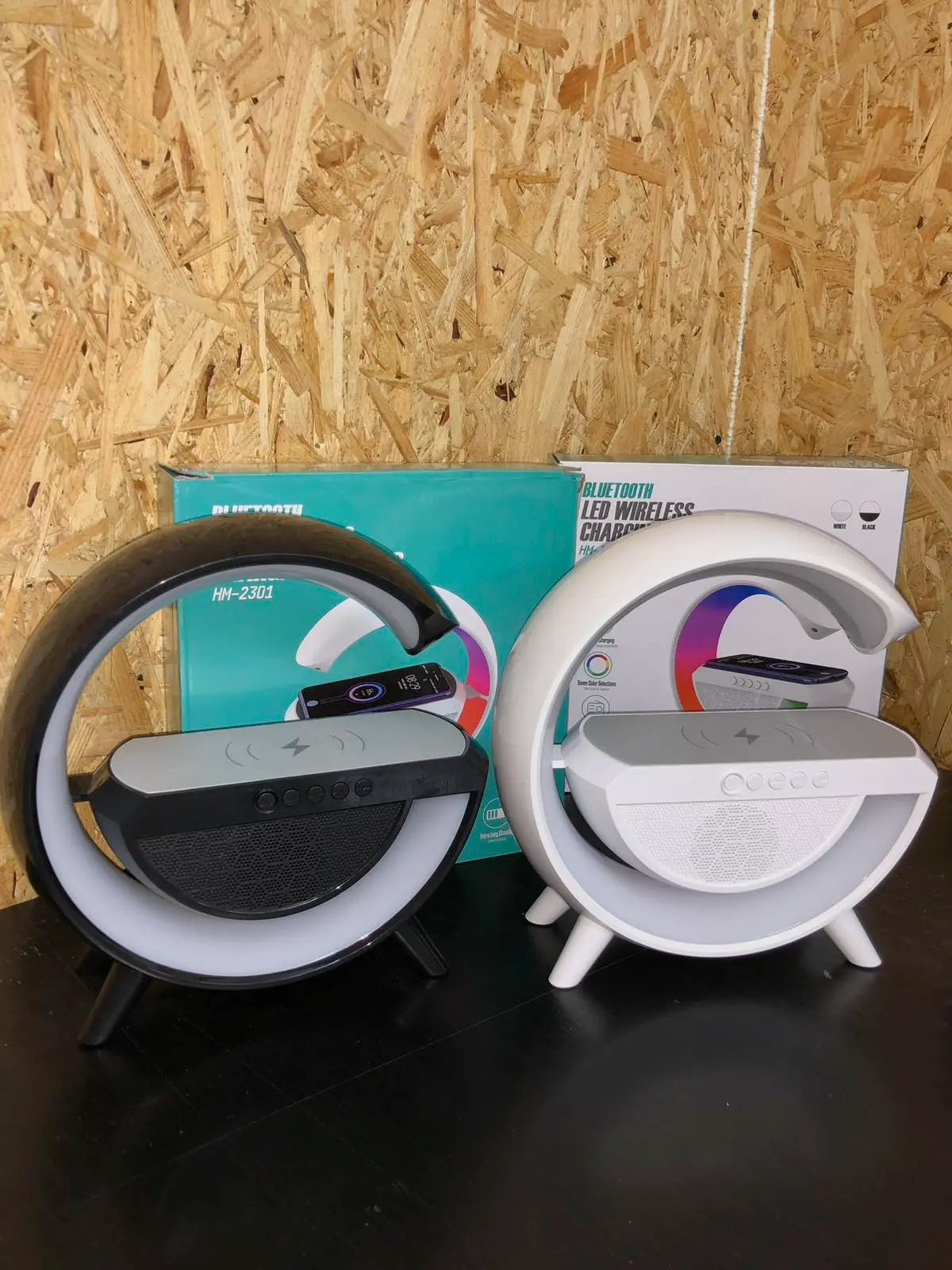 Умный светильник/ Ночник c беспроводной зарядкой для телефона/Bluetooth-колонка