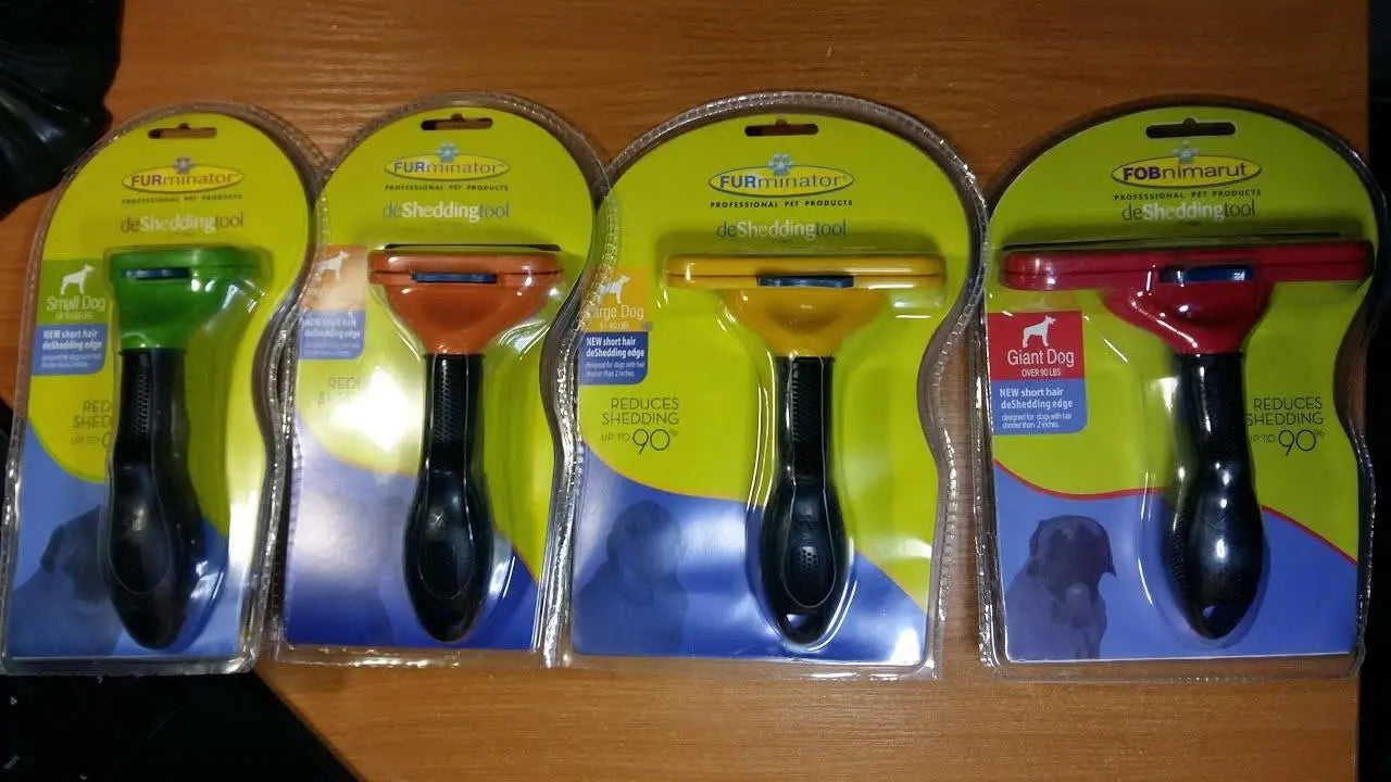 Фурминатор для длинношерстных собак и кошек с кнопкой Furminator Short Hair Large 10 см