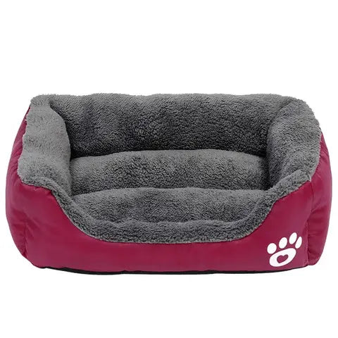 Лежанка - пуфик для кошек и собак Черная S(40*25)