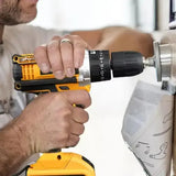 Аккумуляторный дрель шуруповерт 24v 5ah с набором бит сверл и насадками в кейсе с 2-мя акб.