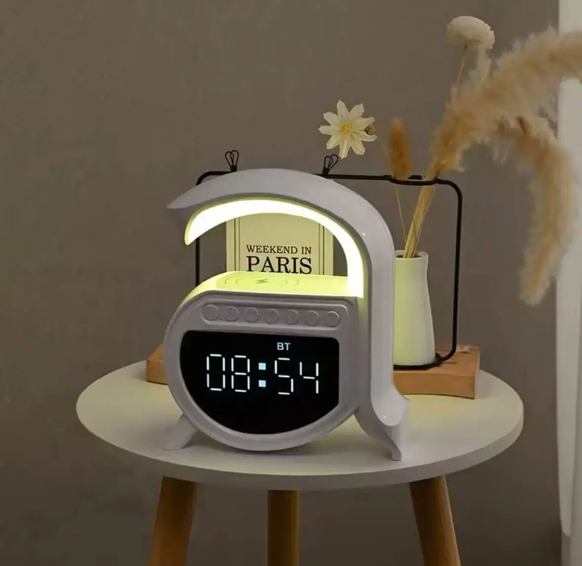 Стильное беспроводное зарядное устройство 15 Вт / Будильник / 4-в-1 Bluetooth-динамик