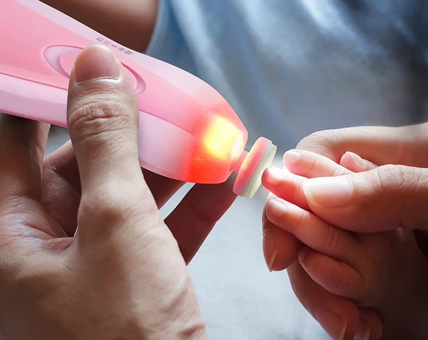 Детский электрический триммер для ногтей 6 в 1, малошумный маникюрный набор по уходу за новорожденным ребенком с Led подсветкой Urbankit