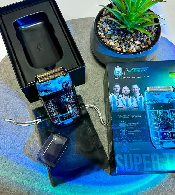 Электробритва VGR V-352 шейвер, двойное лезвие, IPX5, LED Display