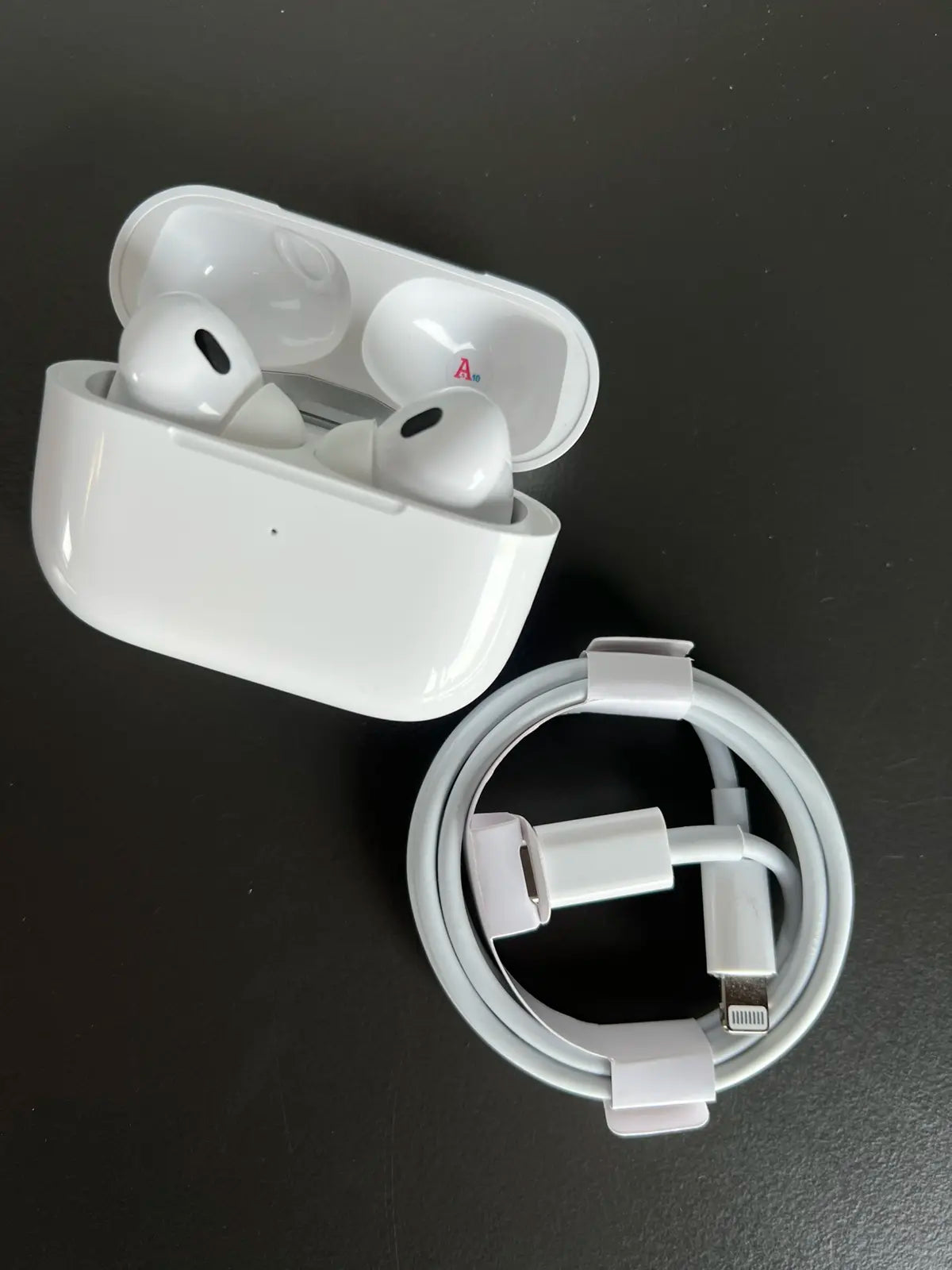 Набор 5 в 1 часы + наушники + беспроводной павербанк + кабель для беспроводной зарядки телефона + зарядное устройство