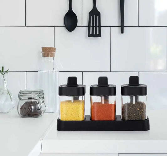 Набор контейнеров для хранения приправ и специй с ложкой Seasoning Bottle Set 3 отсека по 400 мл