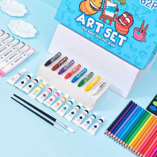 Набор юного художника для рисования и творчества Art Set на 82 предмета