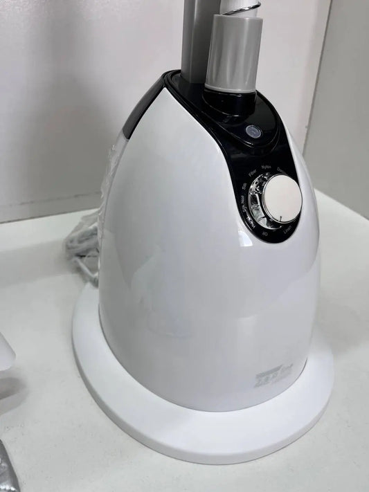 Белый Отпариватель вертикальный для одежды со стойкой Zepline ZP-130 3000W