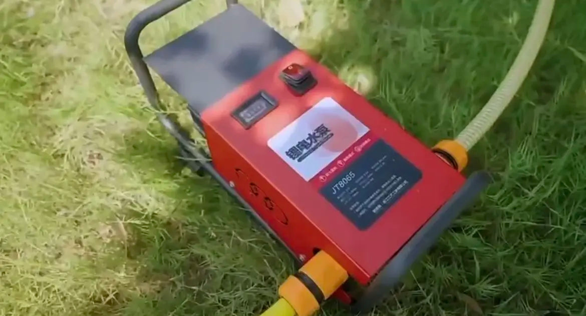 Помпа для воды Pump-04 2 акб, 3м-водозабора, 5м-шланга + распылитель