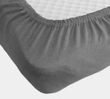 темно-серая Простынь махровая на резинке с наволочками Anisa (220х240+30 см)