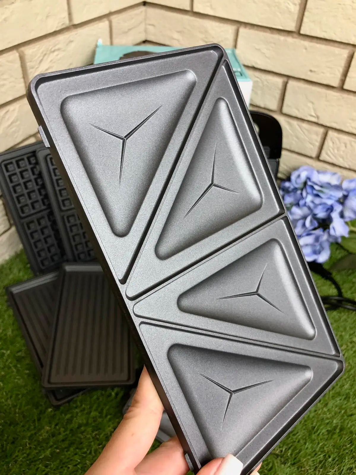 Вафельница-сендвичница 4в1 Domotec SI-234B 1200w