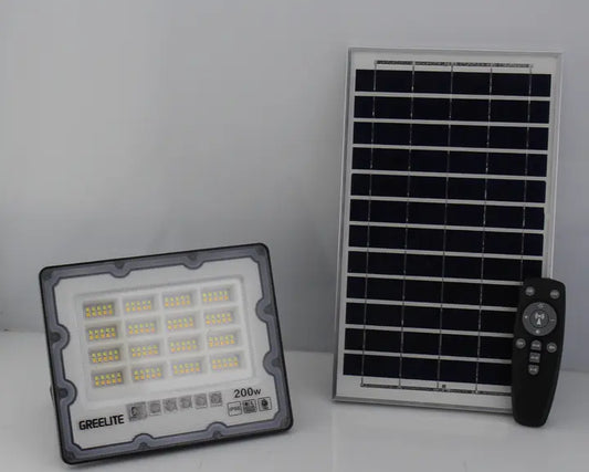 Уличный фонарь на столб мощностью 200 Вт с солнечной панелью и пультом